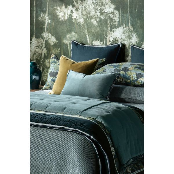 Bianca Lorenne Cerchio Ocean Comforter | Allium Interiors