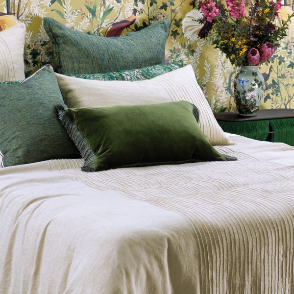 Bianca Lorenne Kaiyu Natural Linen Bedspread | Allium Interiors