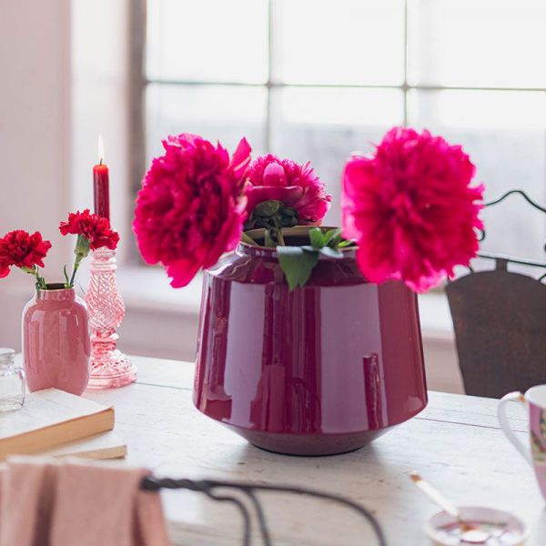 Pip Studio Vase Metal Dark Pink 22cm | Allium Interiors