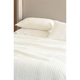 Bianca Lorenne Puritsu Ivory Bedspread