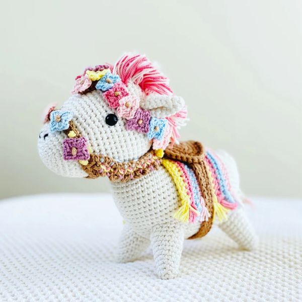 Above Rubies Floral Horse | Allium Interiors