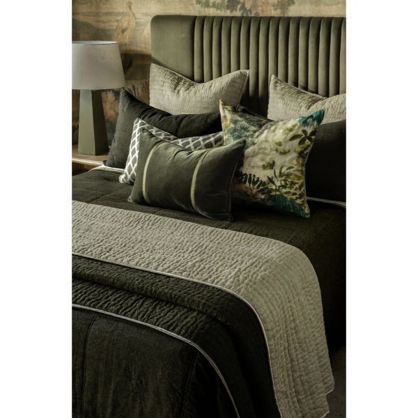 Bianca Lorenne Appetto Midnight Moss Coverlet | Allium Interiors