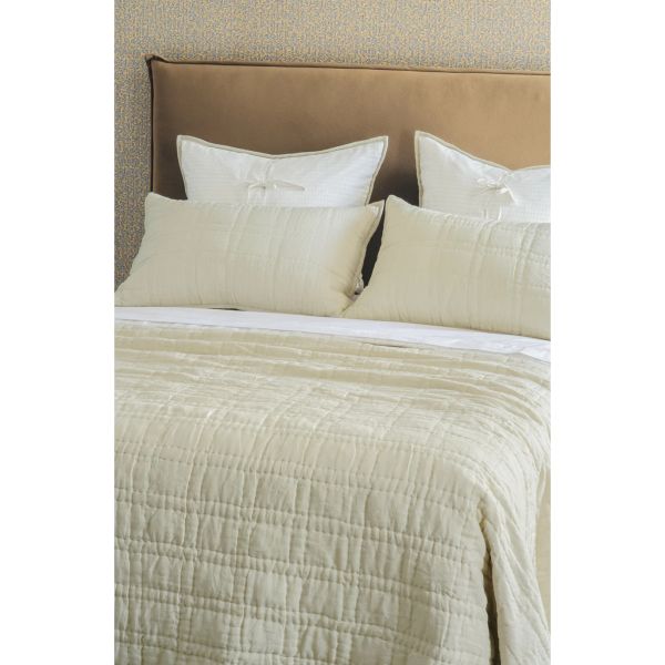Bianca Lorenne Piazza Natural Bedspread | Allium Interiors