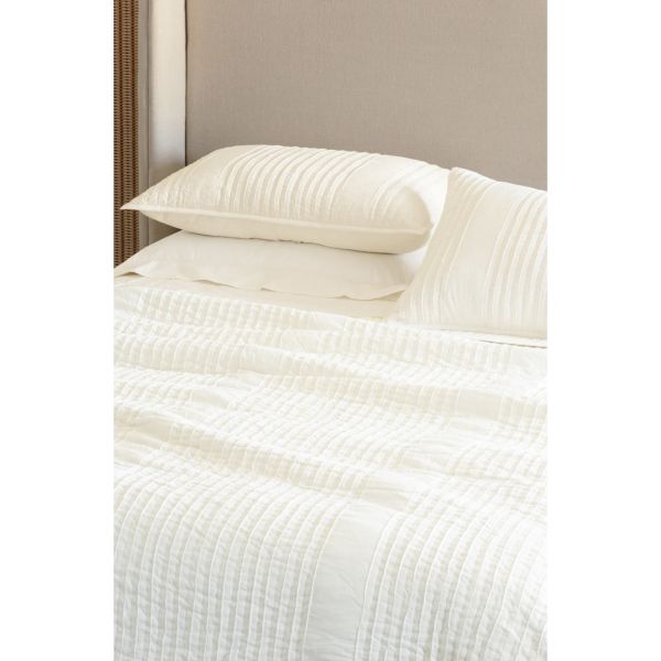 Bianca Lorenne Puritsu Ivory Bedspread | Allium Interiors