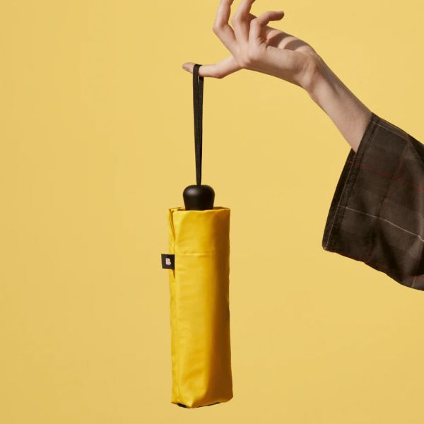 Blunt Umbrella Neo Citrus Yellow | Allium Interiors