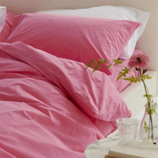 Designers Guild Loweswater Fuchsia Duvet Set King | Allium Interiors