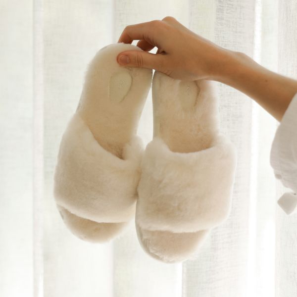 Emu Slipper McKay Natural | Allium Interiors