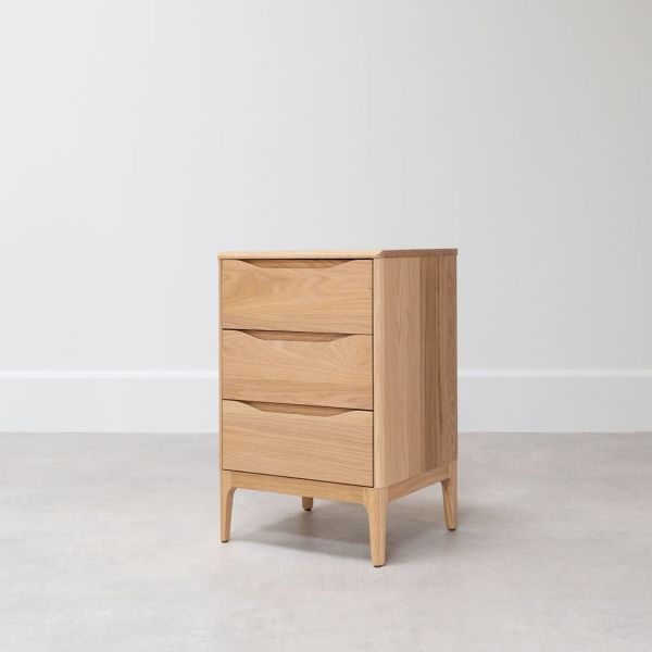 Havelock 3 Drawer Bedside | Allium Interiors
