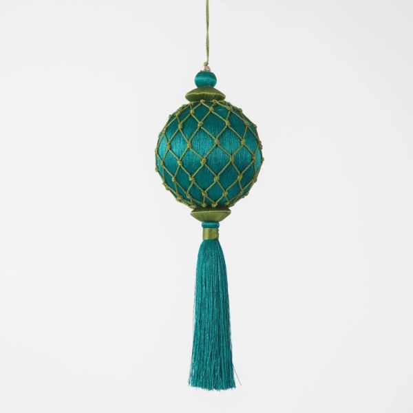 Vixen & Velvet Christmas Decoration Silk Lattice Tassel Emerald Green | Allium Interiors