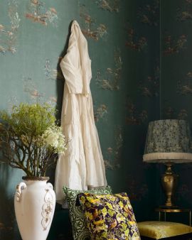 Mind The Gap Wallpaper Chinoiserie Blue