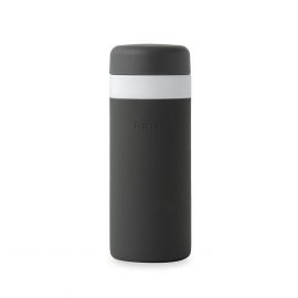 W&P Design Porter Insulated Bottle Charcoal