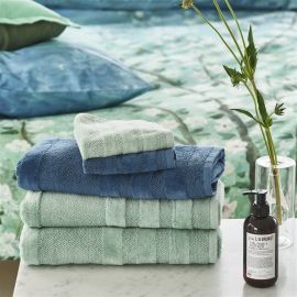 Designers Guild Towels Coniston Aqua - Bath Towel