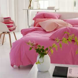 Designers Guild Loweswater Fuchsia Duvet Set King