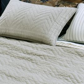 Bianca Lorenne Ganuchi Bedspread