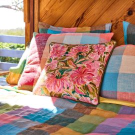 KIP&CO Warm Floral Breeze Cushion