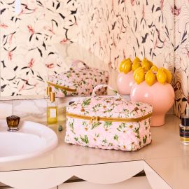 Kip&Co Sweet Daisy Quilted Toiletry Case