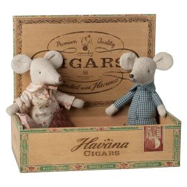 Maileg Mouse Grandma & Grandpa in Cigar Box