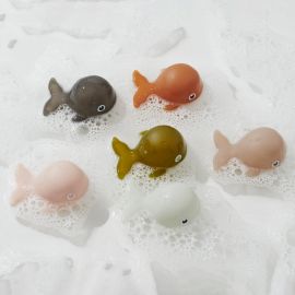 Sunnylife Kids Bath Squirters Whale 