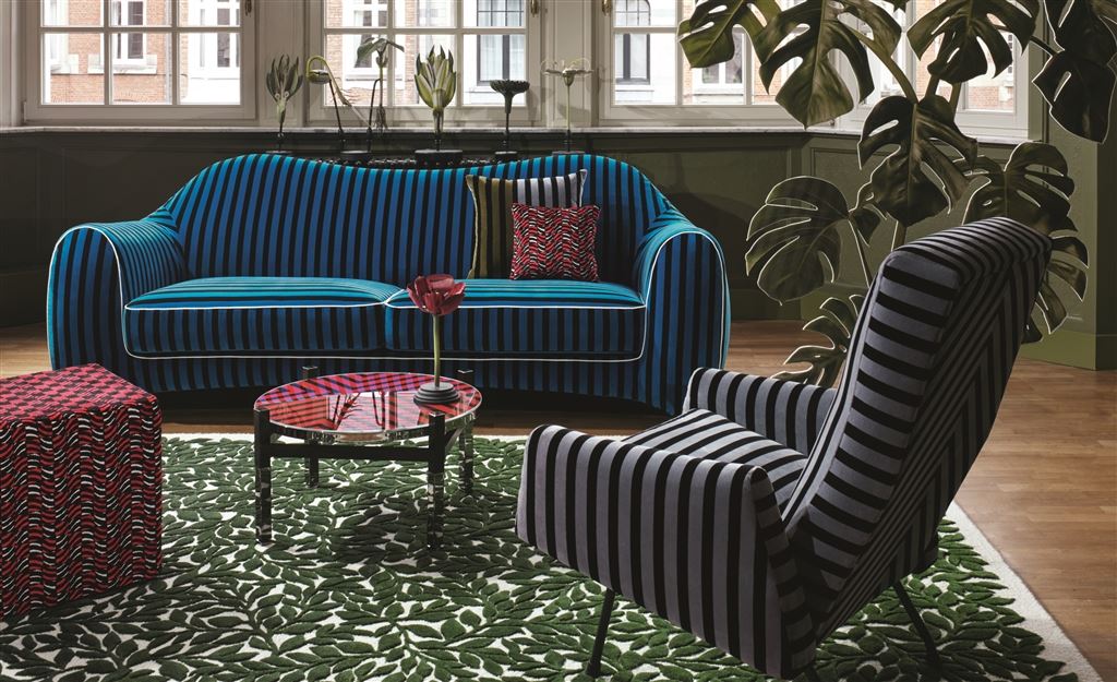 Bold, colourful or patterned sofas